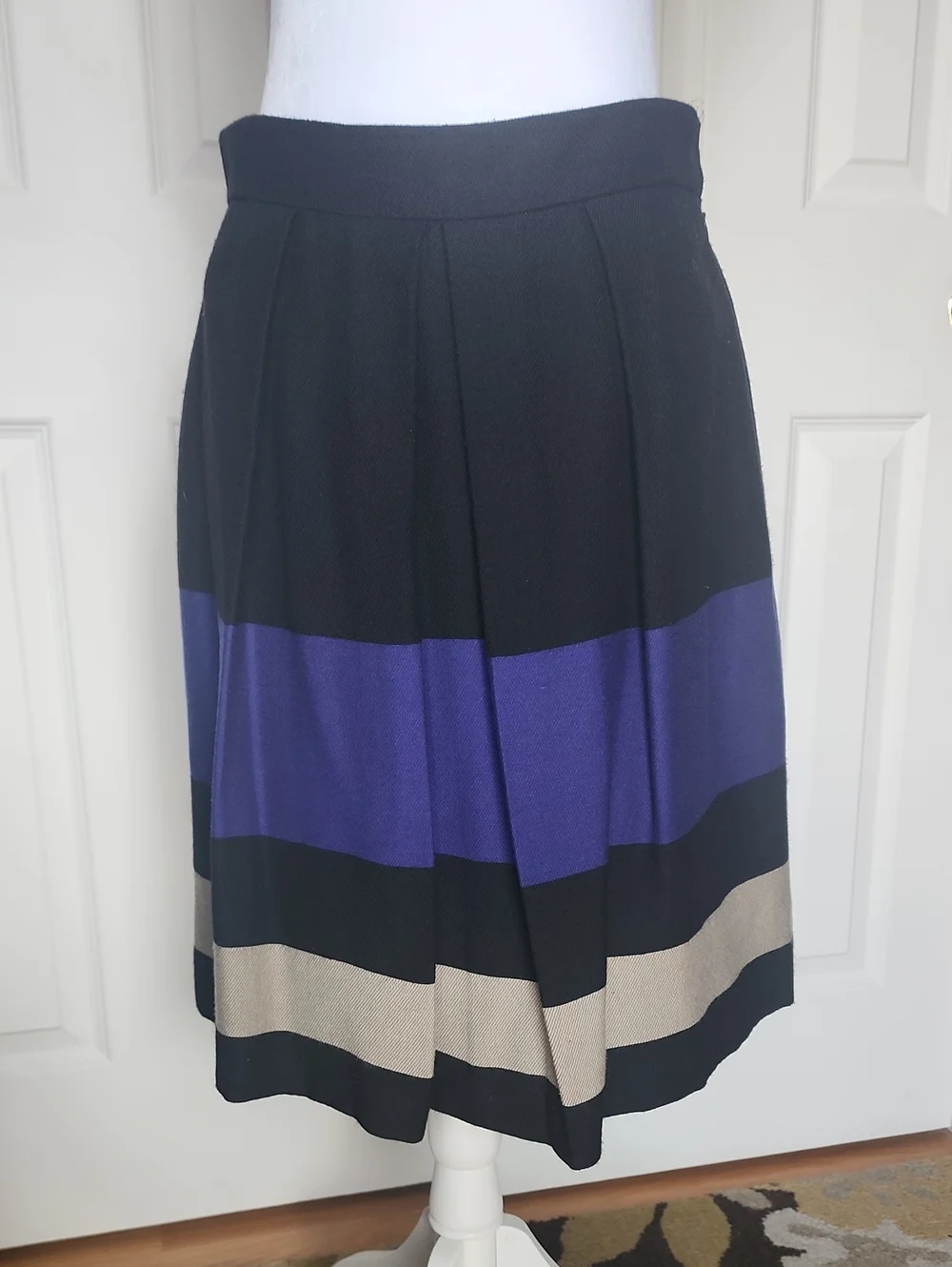 Lela Rose Black, Cobalt Blue & Tan Pleated Women’s Skirt